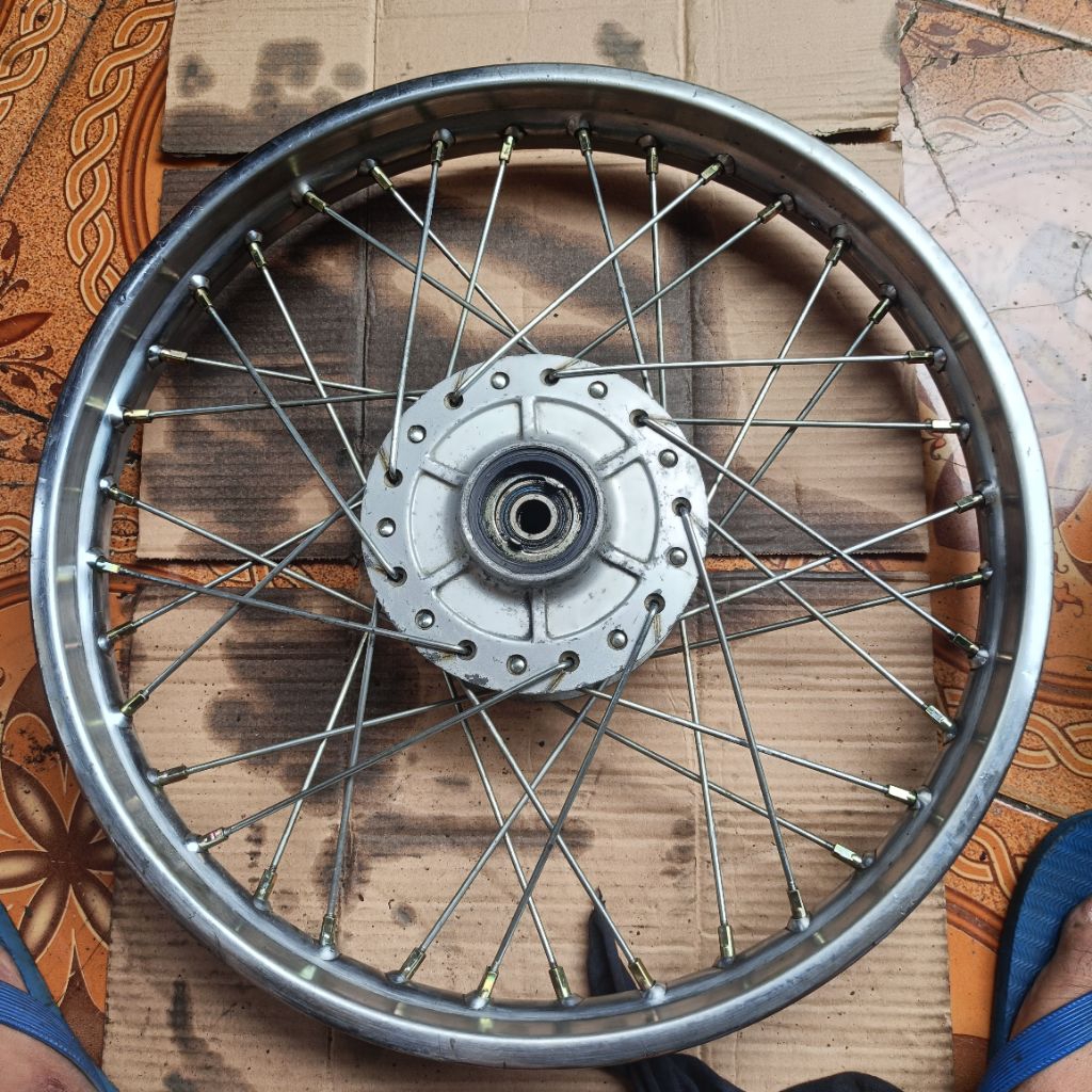 velg depan set ring 17 scorpio