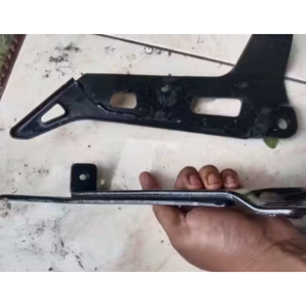 Postep belakang Yamaha Fiz R Crypton Vega R