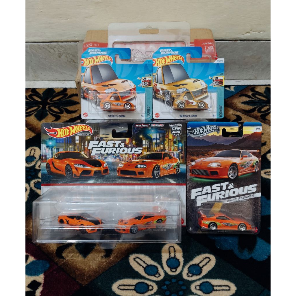 Hot Wheels Paketan Toyota Supra MK4 & MK5