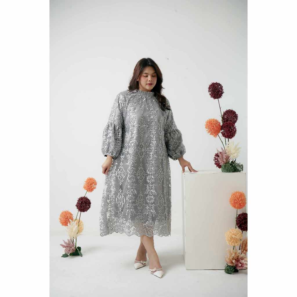 Xtramiles - Luenne Dress Kondangan Brokat Embroidery Big Size Jumbo XL - 4XL | Midi Dress Brokat Pre