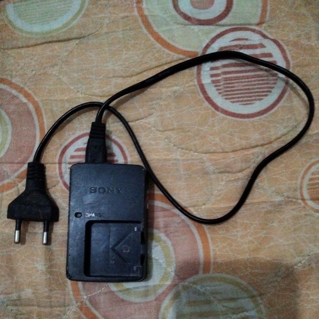 Charger baterai Sony Cybershot dsc Fungsi normal Orian