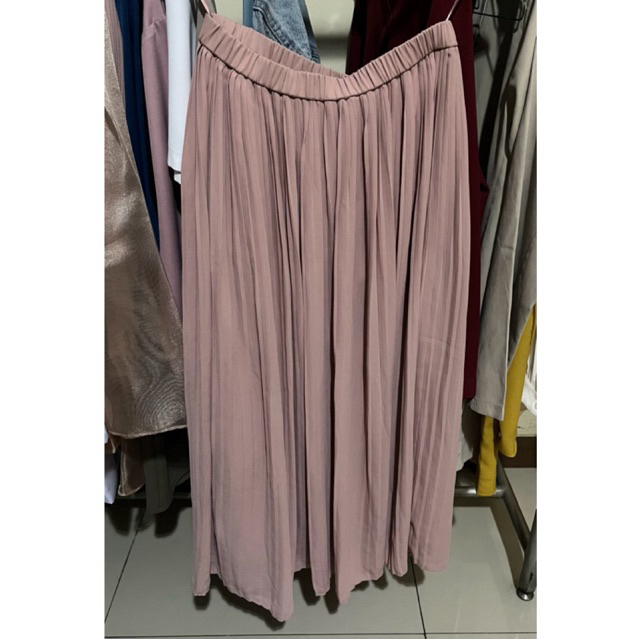 Rok Plisket Pink Uniqlo Original Size M Panjang 82cm No Defect