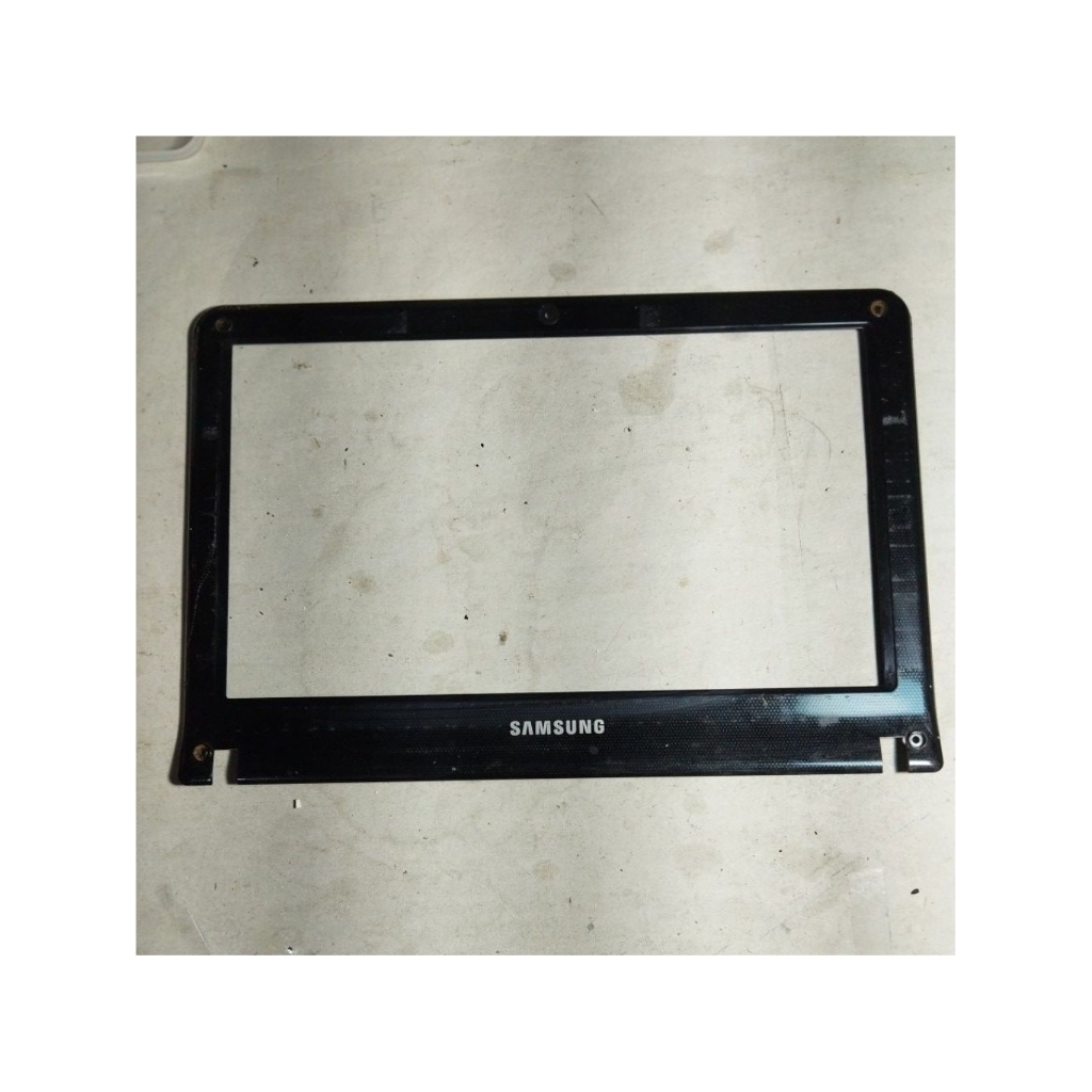 frame casing lcd Samsung Notebook nc108