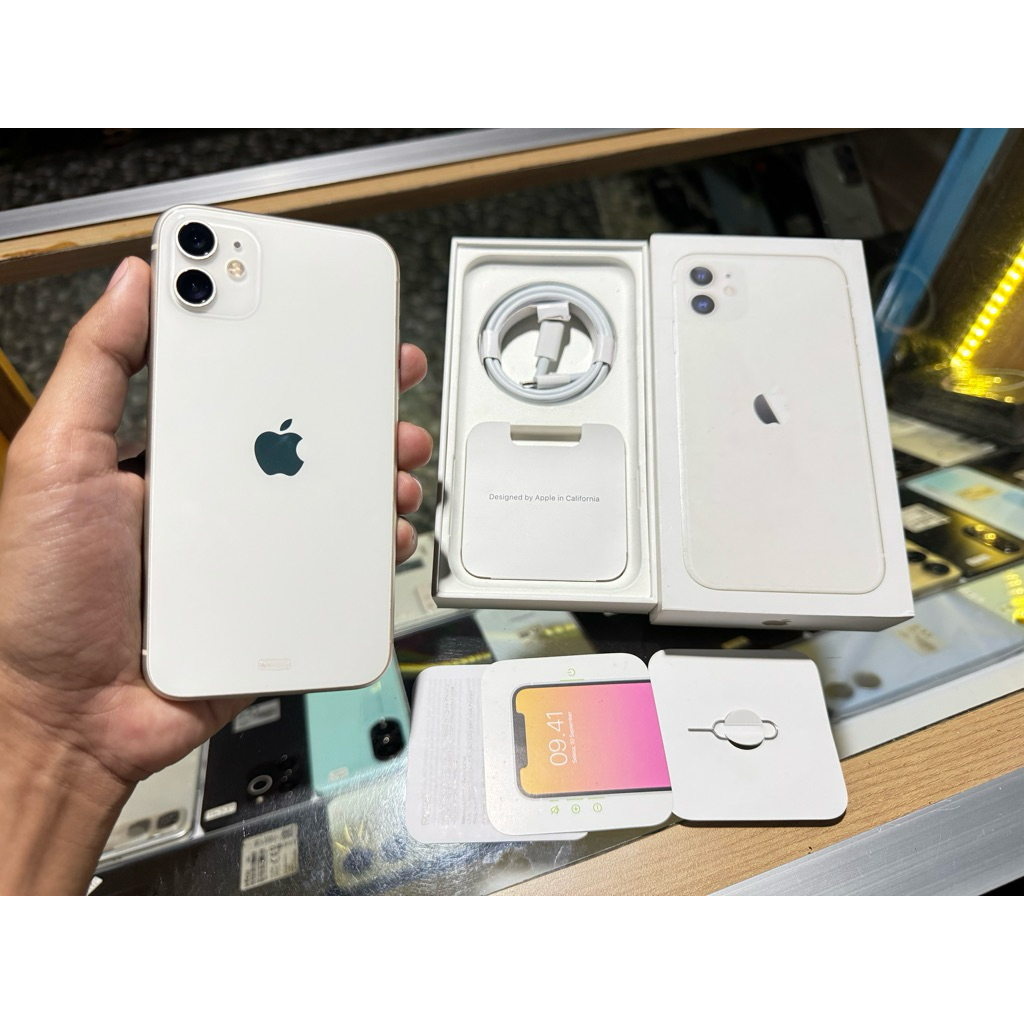 Iphone 11 ibox 64GB Secon Segel mulus