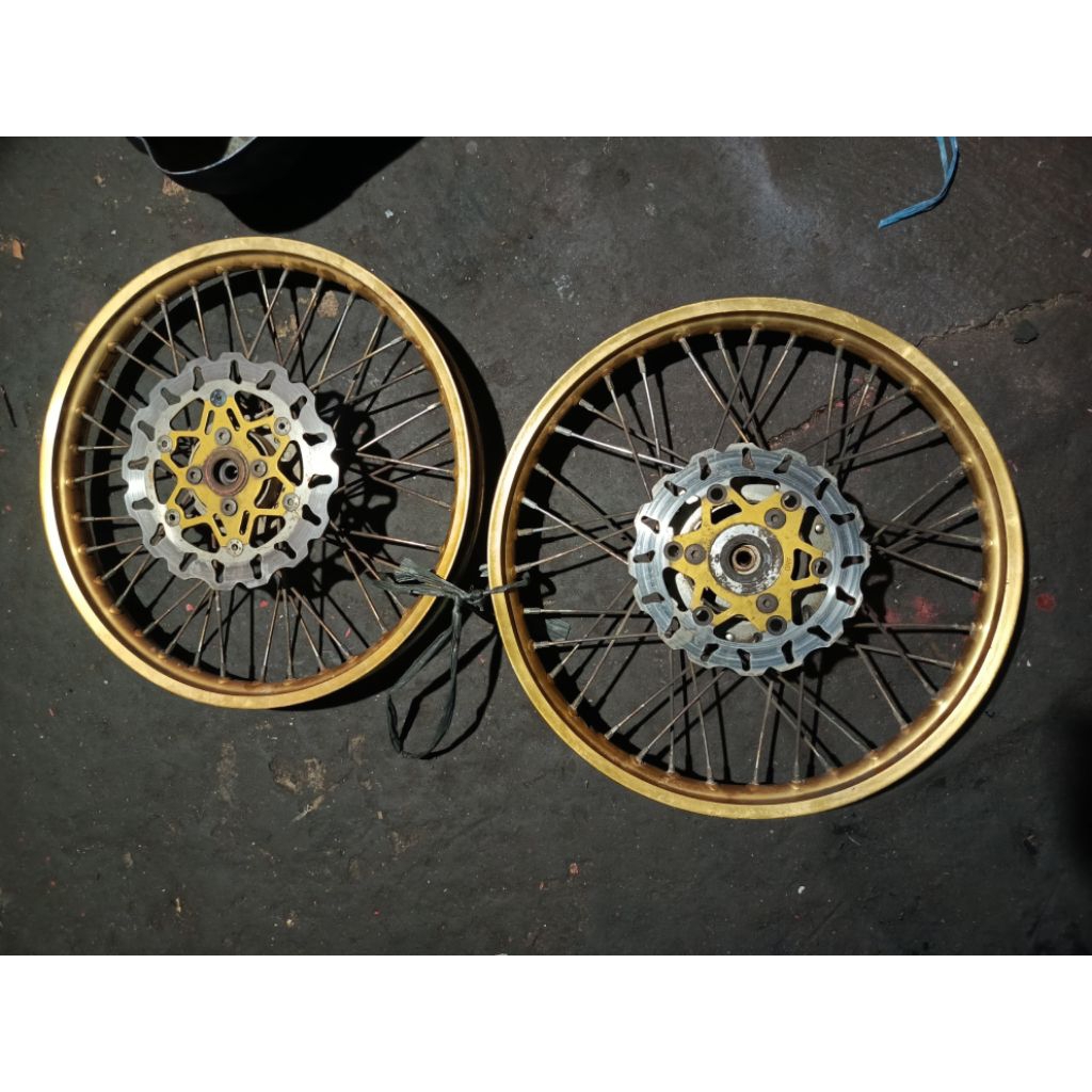 Velg satria Fu sepasang bekas