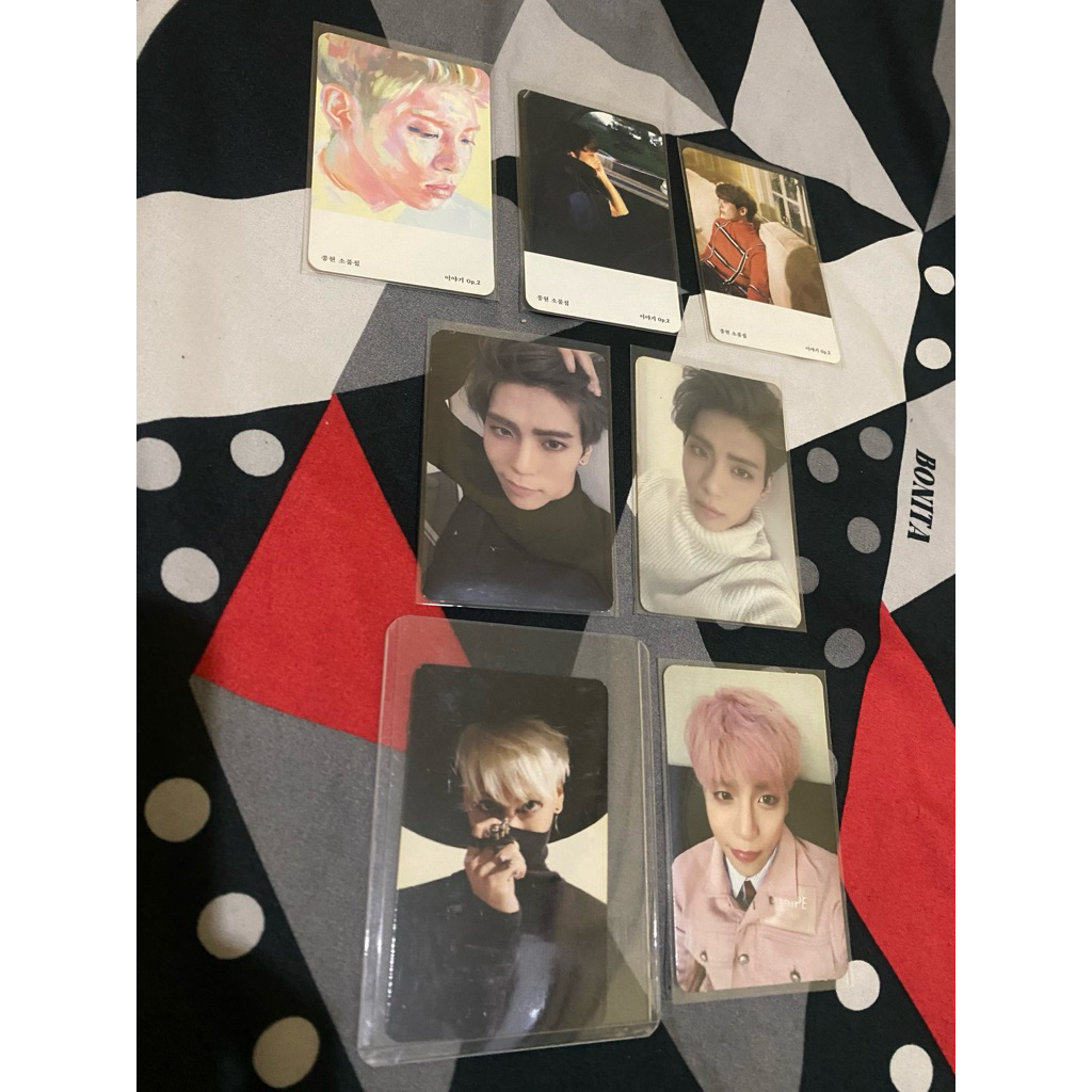 SHINee Jonghyun official photocard