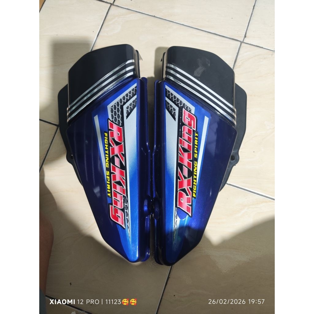 Cover Tutup Aki Bok Aki RX King Biru 2004-2005 Set Emblem