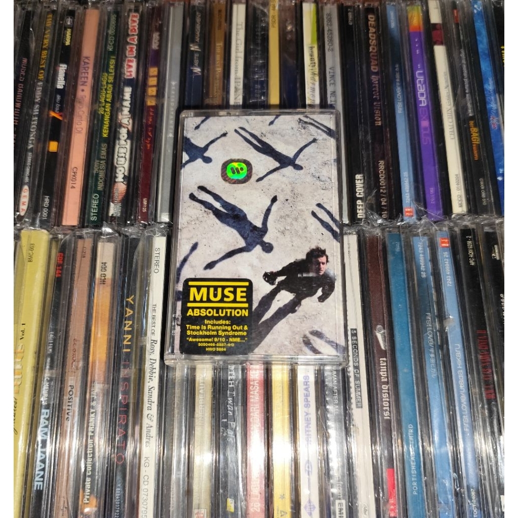 Kaset Muse - Absolution Hits Singles Stockholm Syndrome, Time Is Running Out, Hysteria