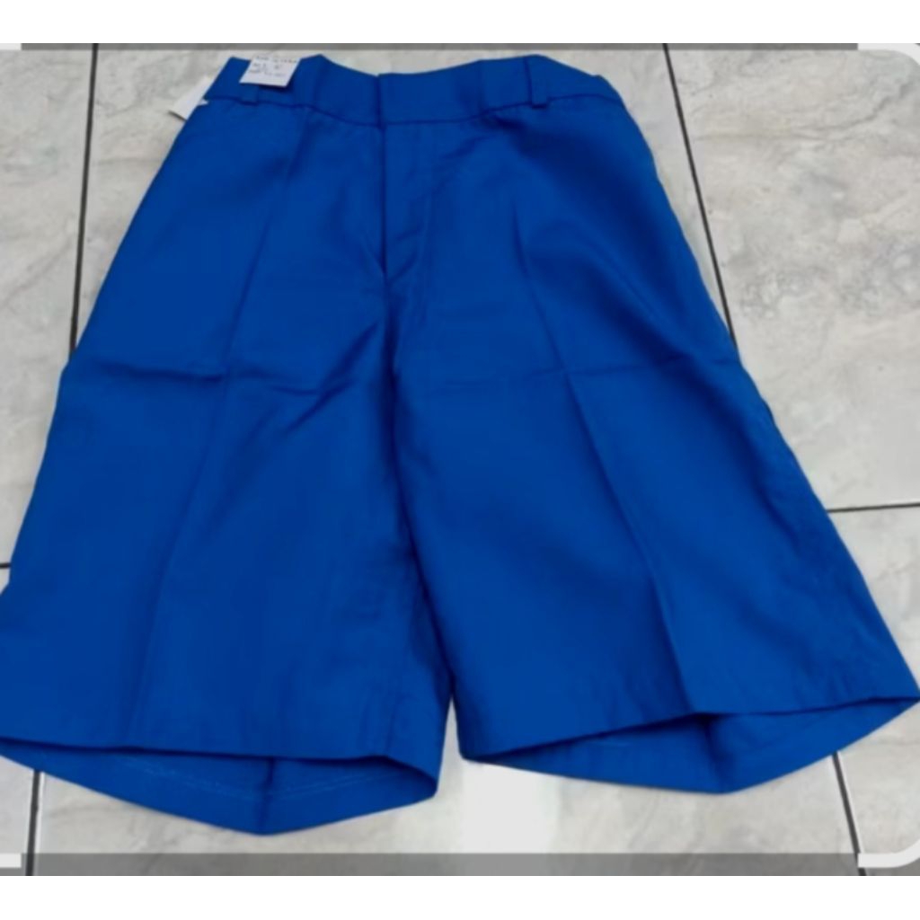 celana pendek biru Benhur