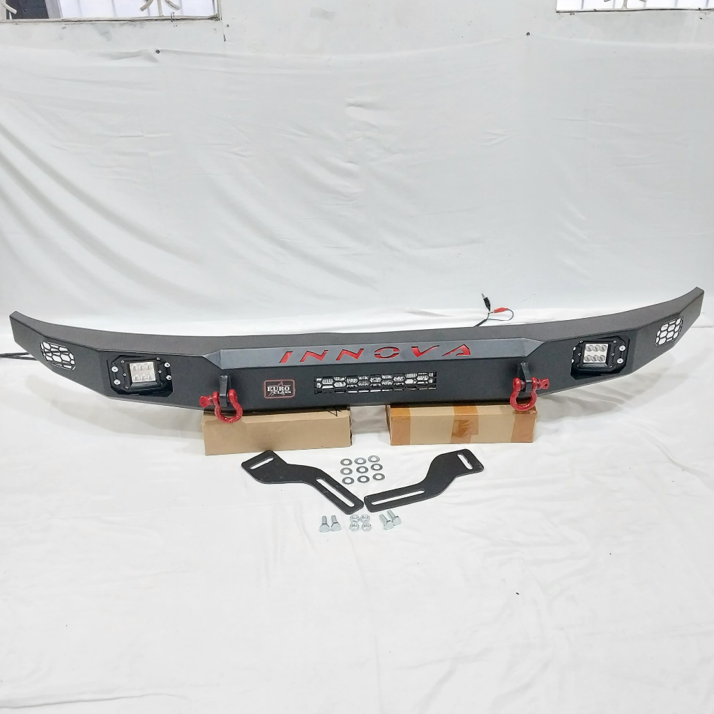 Towing Pengaman Bumper Depan Mobil Toyota Innova 2005 - 2015 Emboss