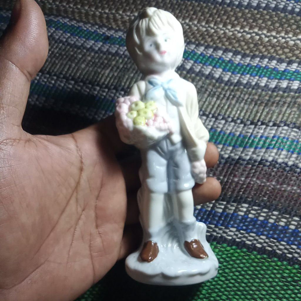 patung keramik eropa belanda