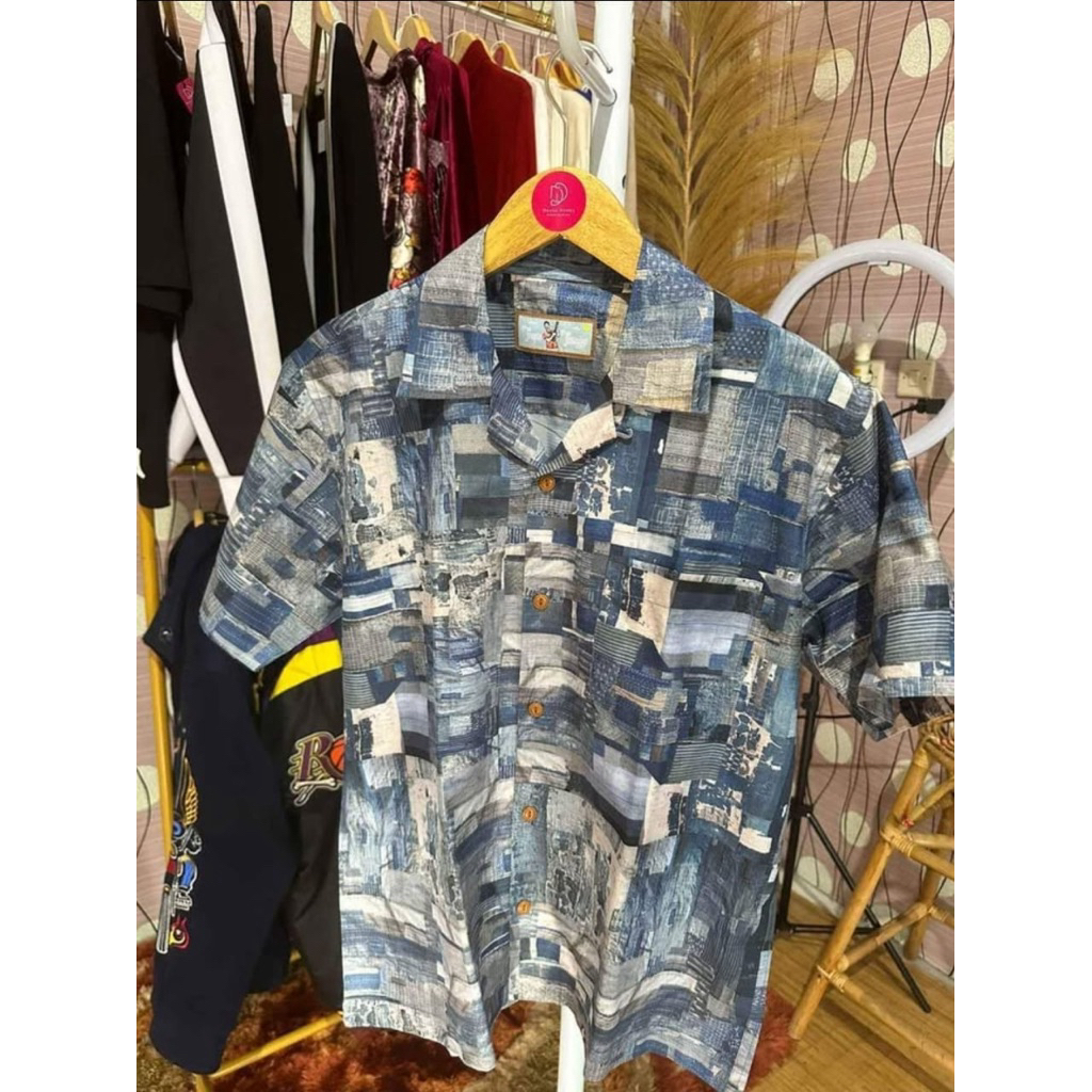 Kemeja Tropic Thunder