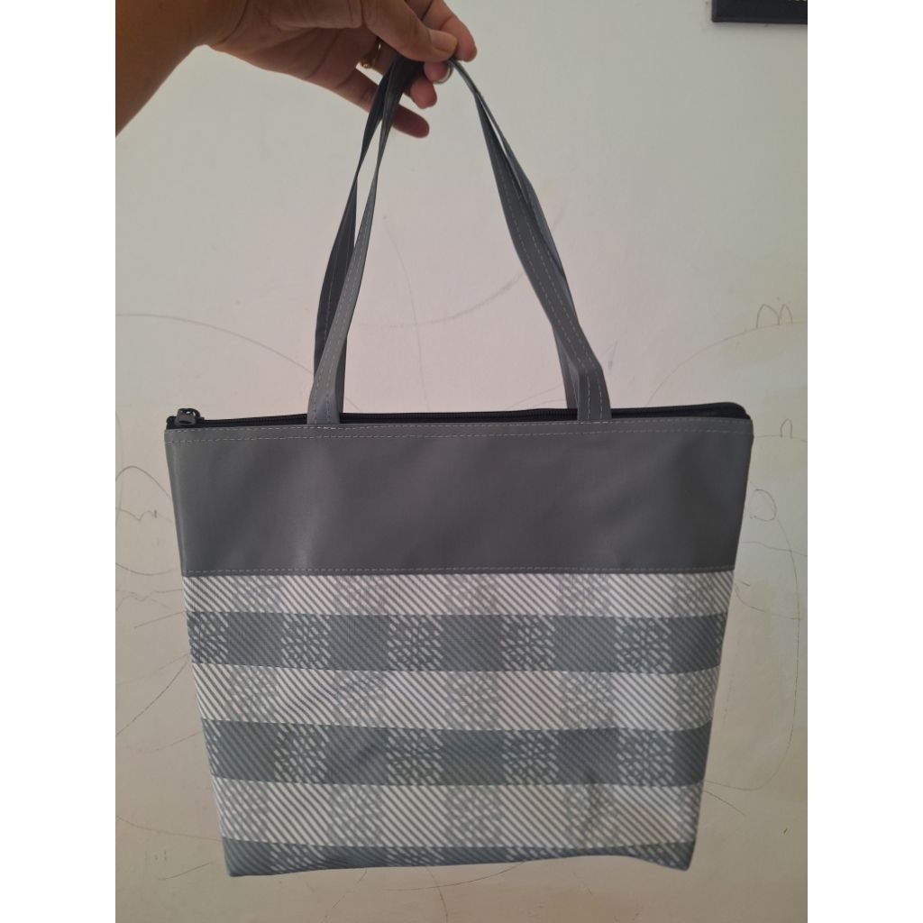 Tas souvenir toko emas/Tas toko emas