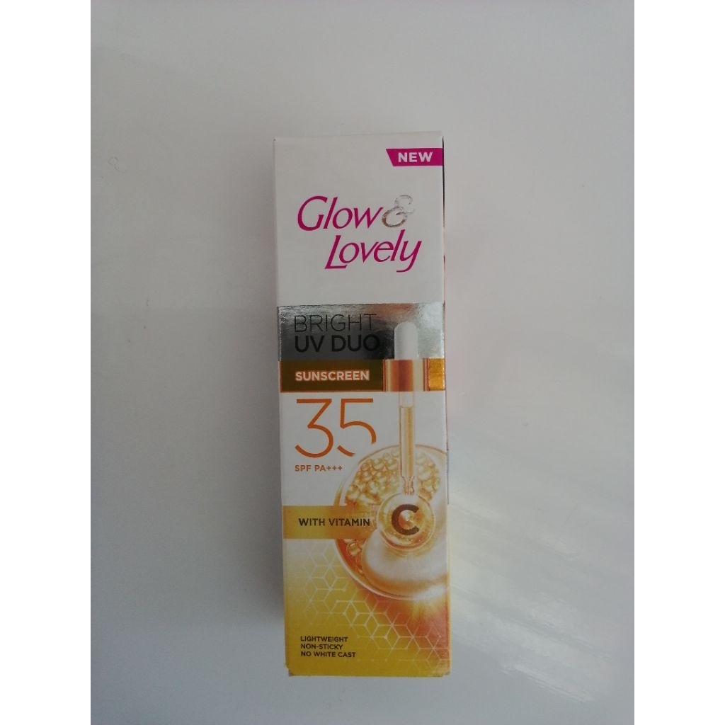 Glow & Lovely Ultimate UV Duo