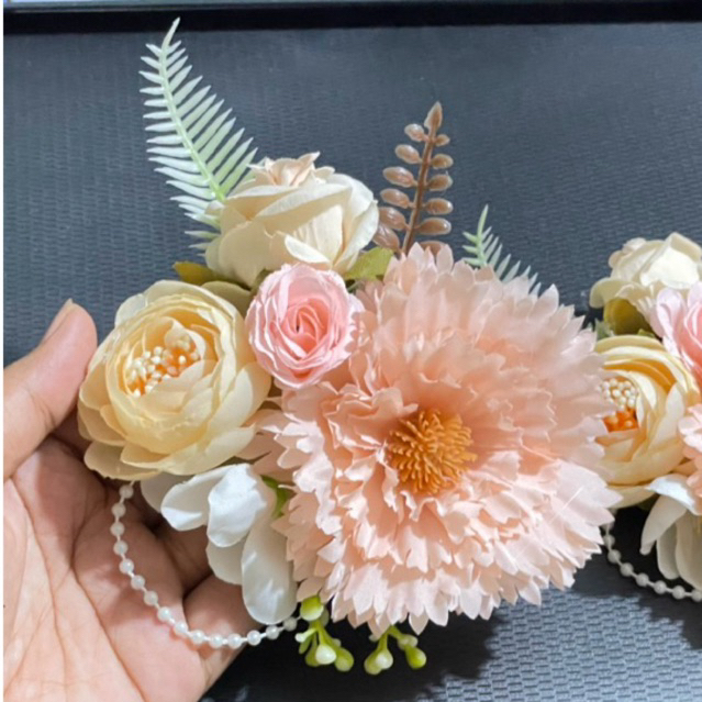 (SEPASANG) FLOWER CLIP TOGA DAN SELEMPANG WISUDA MEDAN   (SIAP SEHARI)  FLOWER CLIP BISA REQUEST WAR