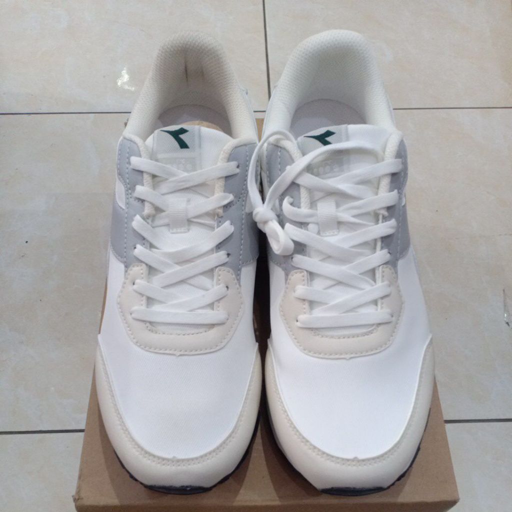 Sepatu Dia Manta(M)Ex display