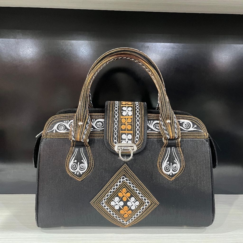 TAS WANITA MOTIF ACEH | Tas Luna Besar