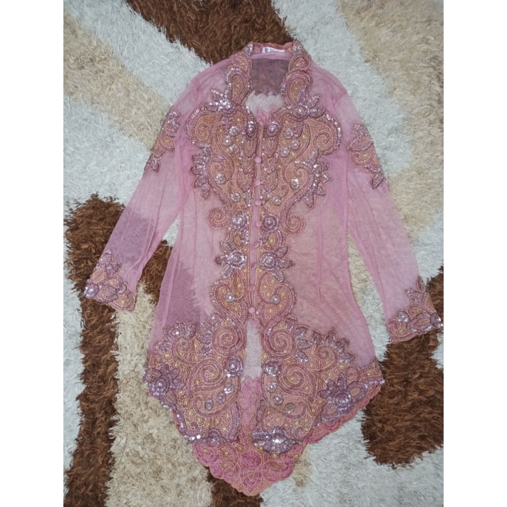 Setelan Kebaya Pink Salem