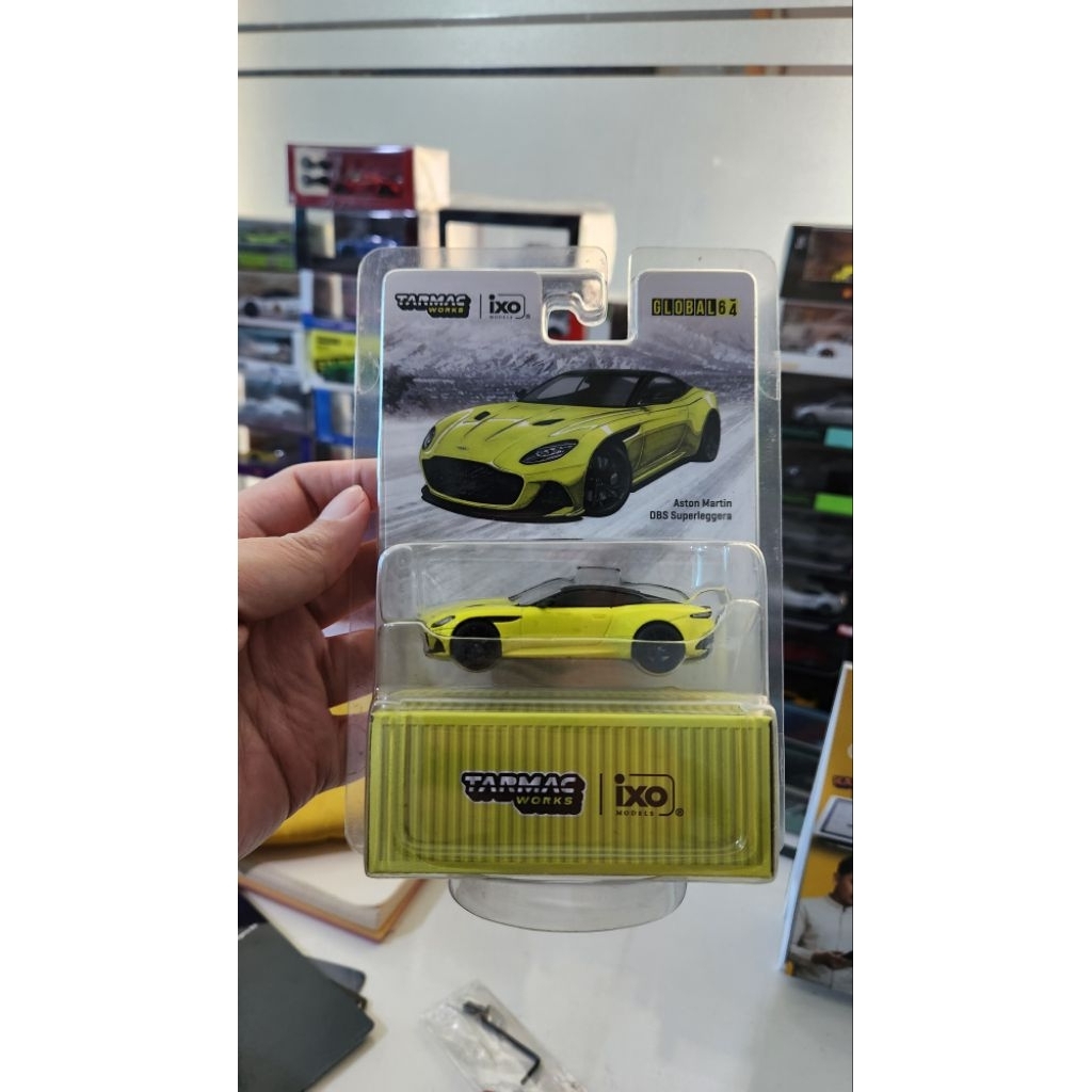 tarmac works 1:64 aston martin DBS superleggera