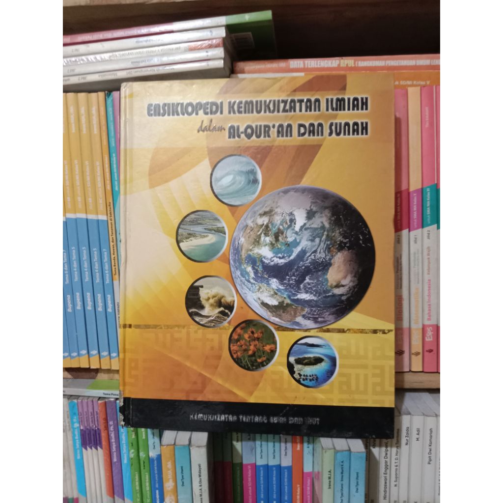 ENSIKLOPEDIA KEMUKJIZATAN ILMIAH DALAM ALQURAN DAN SUNAH. KEMUKJIZATAN TENTANG BUMI DAN LAUT