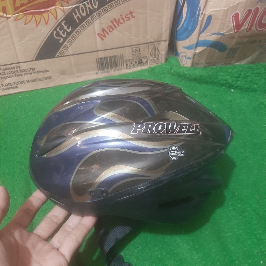 HELM SEPEDA PROWELL / helm road bike