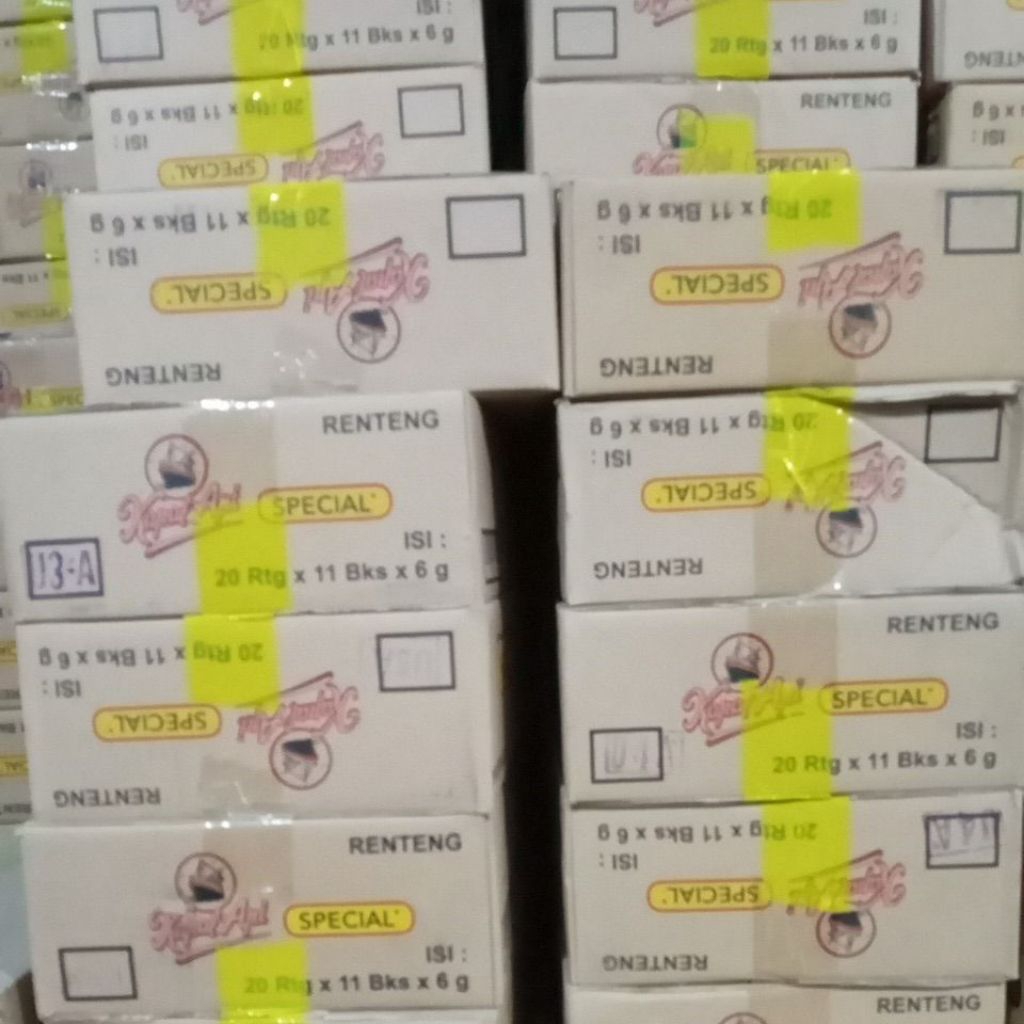 Kafa kopi kapal api mini 1 karton