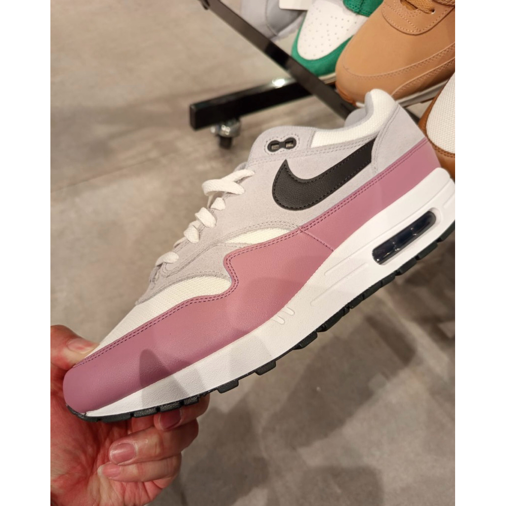 Nike Air Max 1 Essential