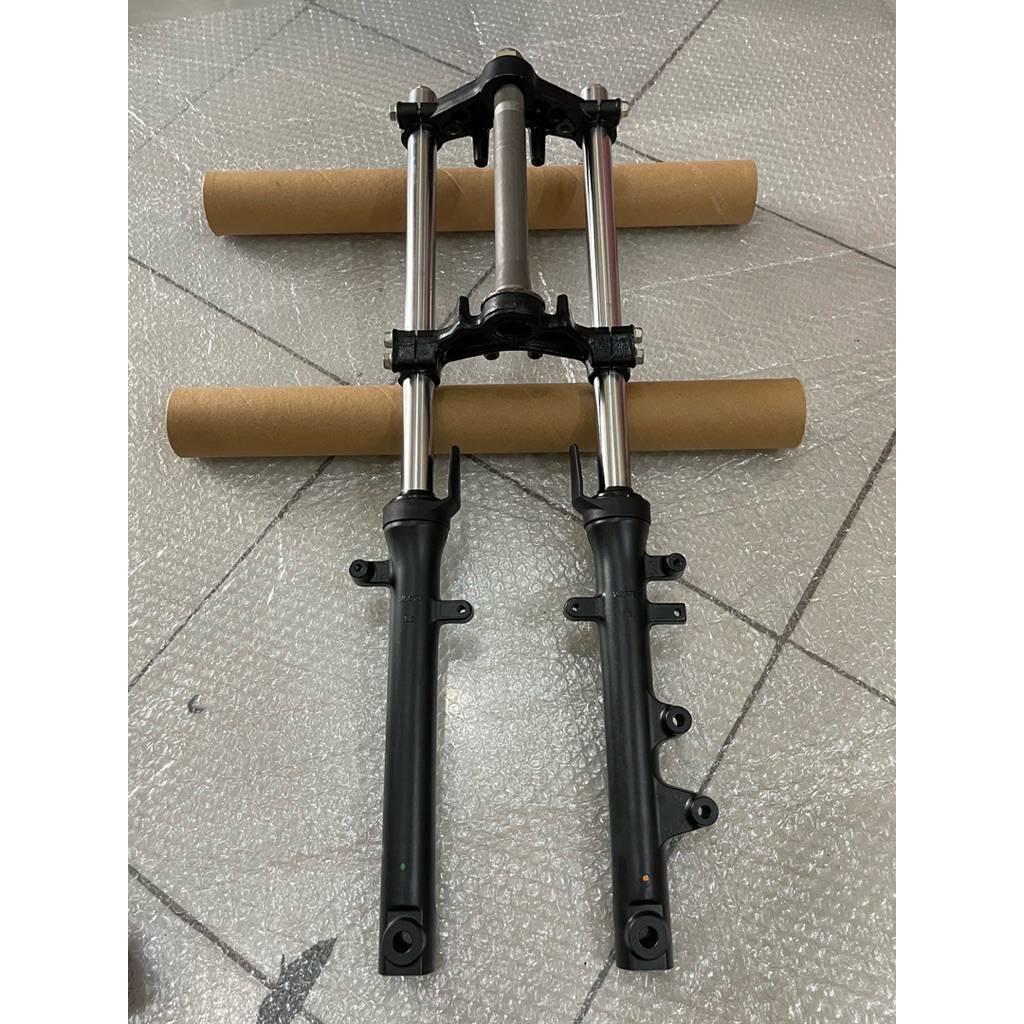 Sok Depan Set Segitiga Atas Bawah Satria Fu Oem
