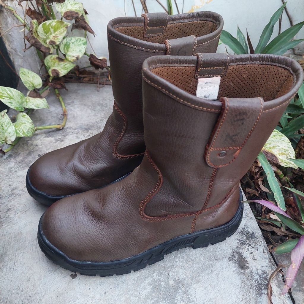 sepatu safety boots second krusher size 40(25cm)