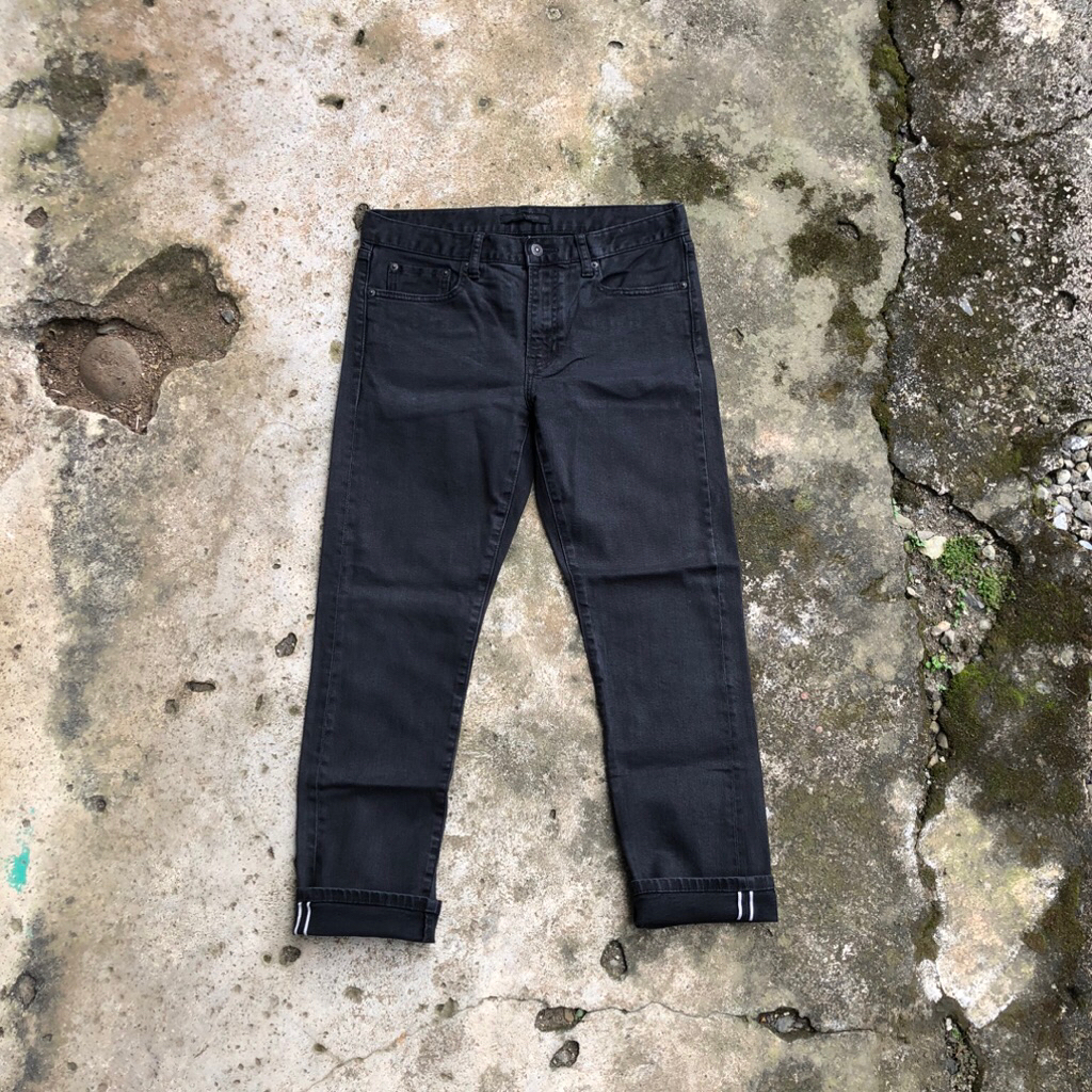 Uniqlo selvedge denim pants ( second/bekas )