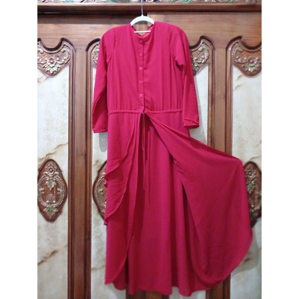 Outer Panjang Merah ruffle Prelove