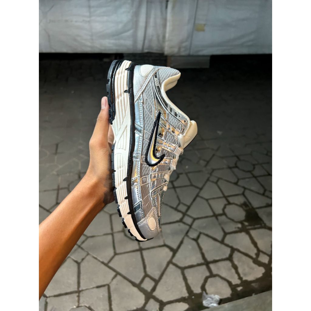 sepatu nike p6000
