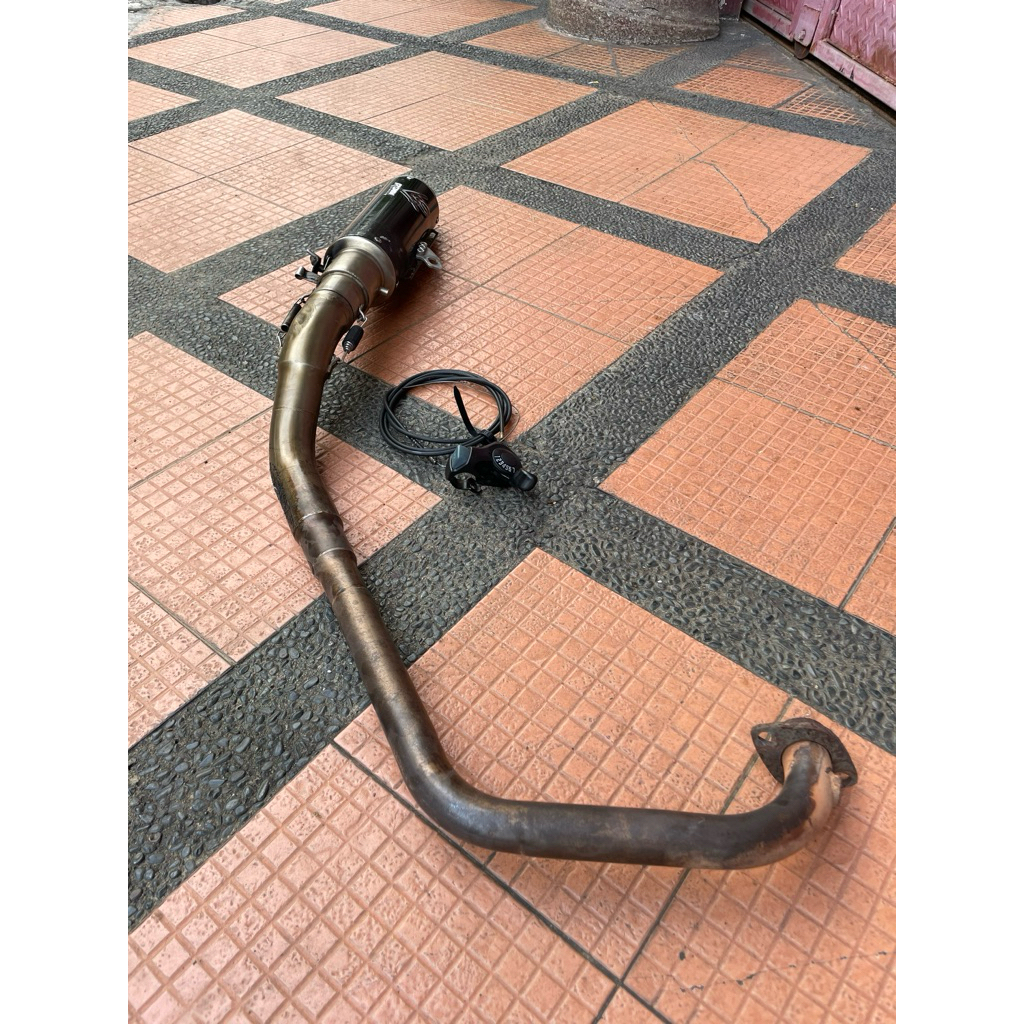 Knalpot racing Ronin 3 suara GSX