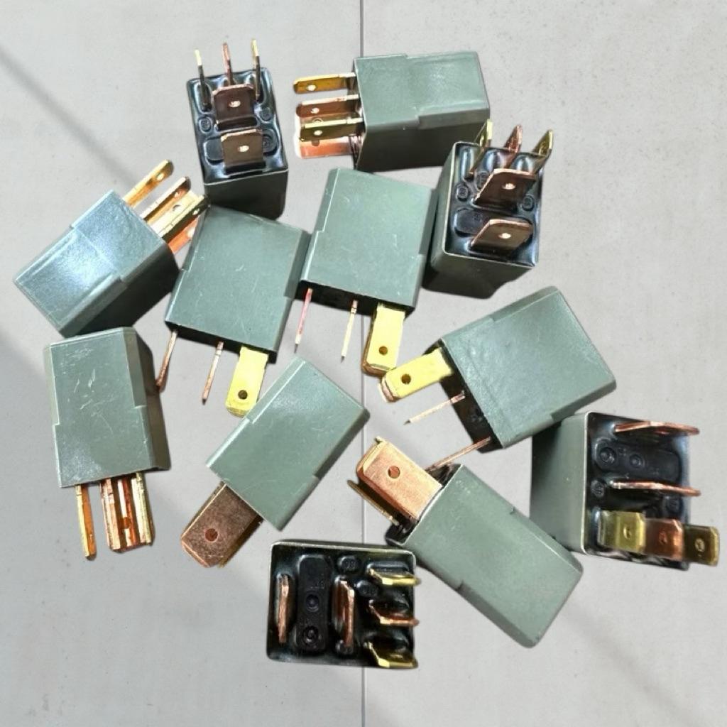 RELAY NAIS 12V KAKI 5