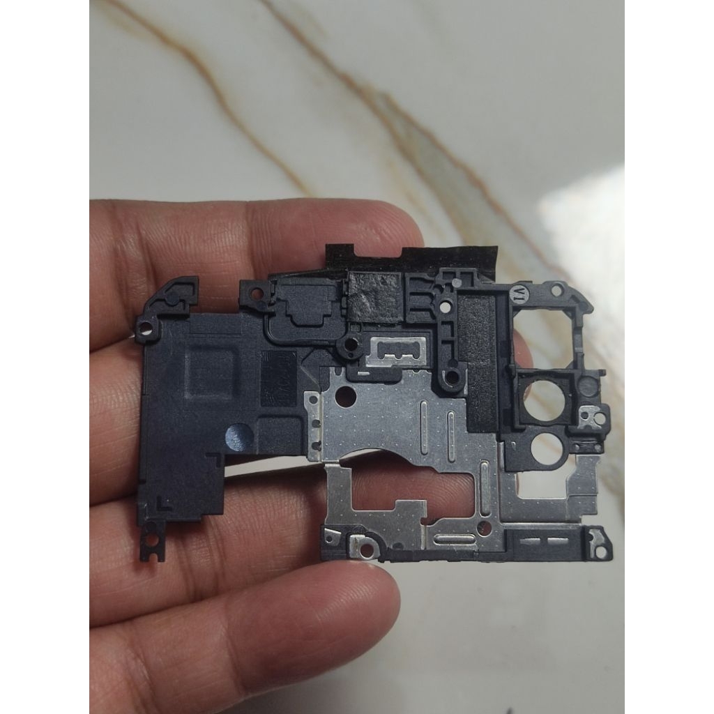 TUTUP MESIN ATAS REALME 3 BEKAS COPOTAN