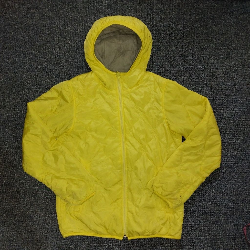 Jaket Puffer Gelembung Uniqlo
