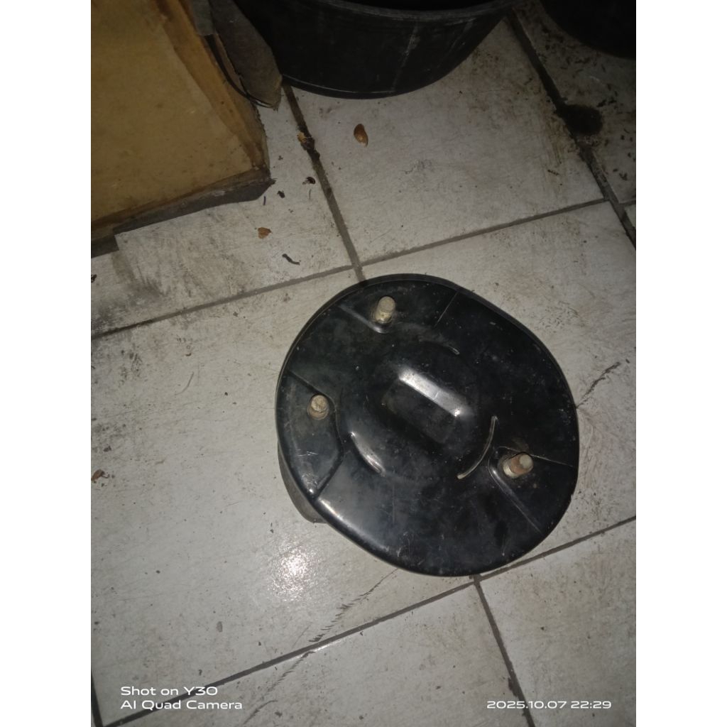 Bracket dudukan ban serep Jimmy Katana original