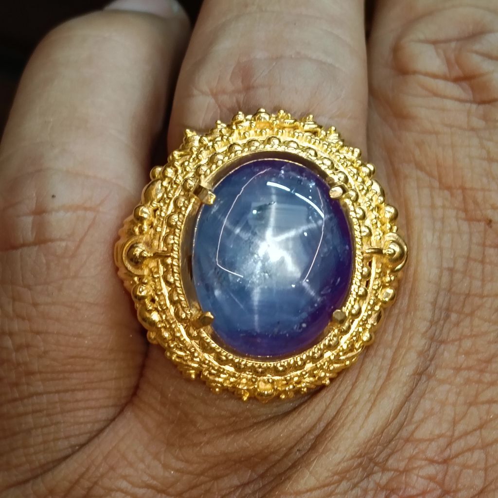 blue & purple sapphire Ceylon srilanka jumbo