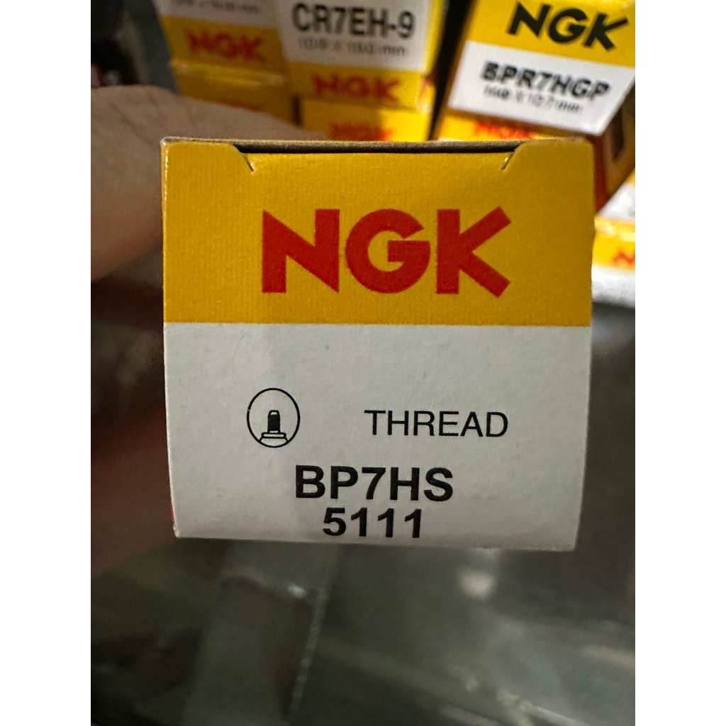 BUSI NGK BP7HS