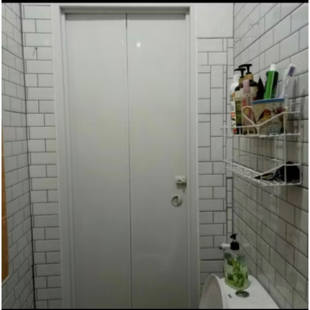 Pintu lipat + Packing kayu tambahan