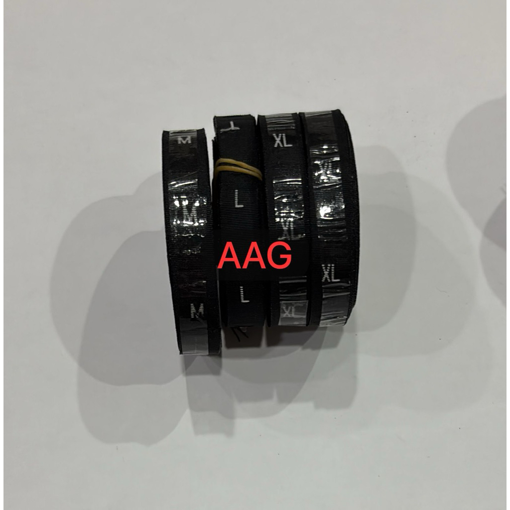 Label Size Bordir Hitam Huruf dan Angka / Size woven Label Baju  /Ukuran Baju (1 roll isi 600 pcs)