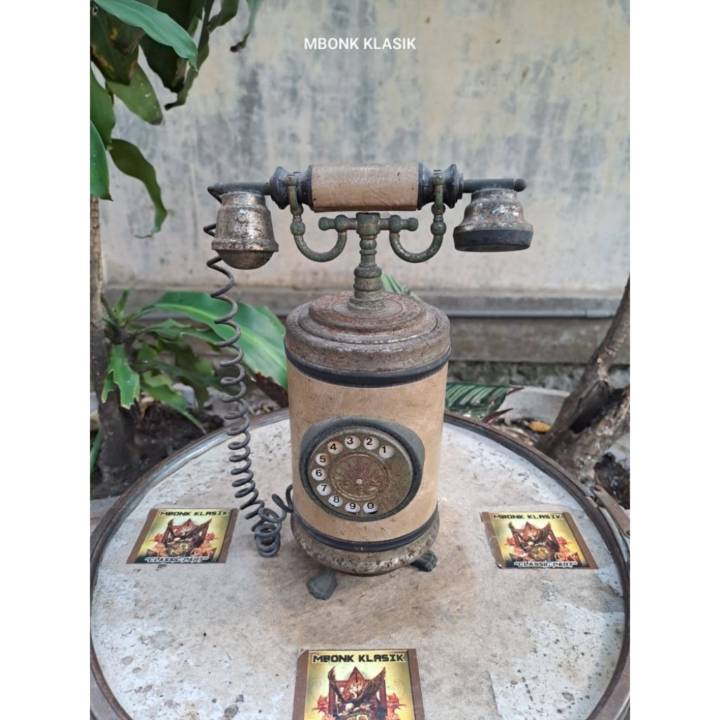 telepon vintage jadul lawas ORIGINAL telephone antik kuno telpon putar vintage jadoel warna telfon a