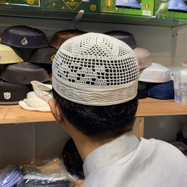 KOPIAH YAMAN RAJUT PECI PRIA MADINAH