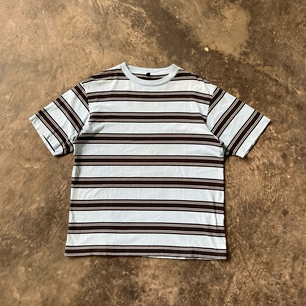 tshirt uniqlo stripe blue