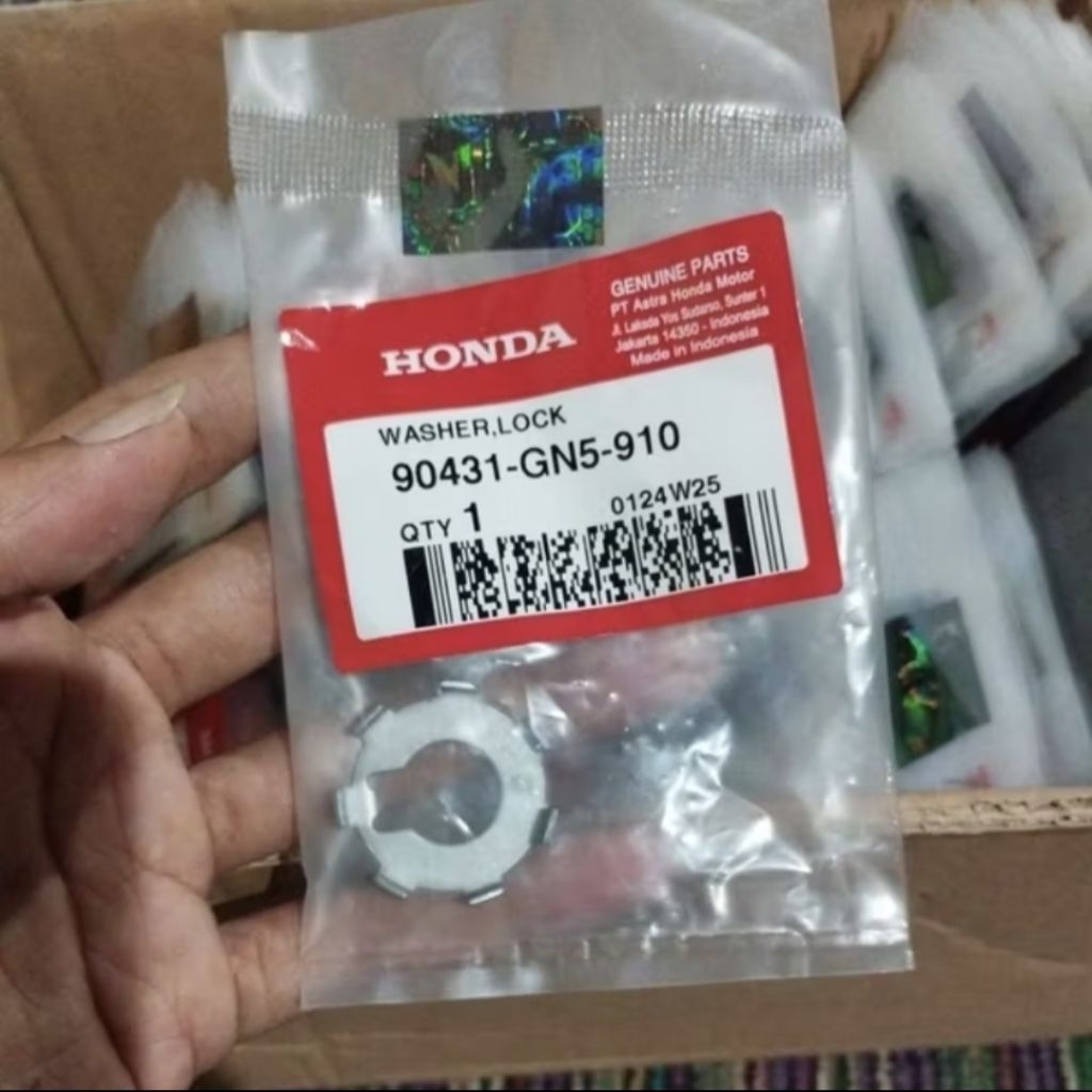 90431-GN5-910 Washer Lock Plat Pengunci Dudukan Kampas KoplingGrand Karisma Revo Super Cup Supra Lam
