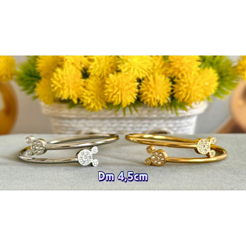 Gelang bangle titanium mickey selisih DM 4,5cm