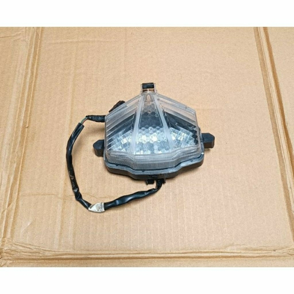 Lampu belakang stop assy CBR 150 Original CKD