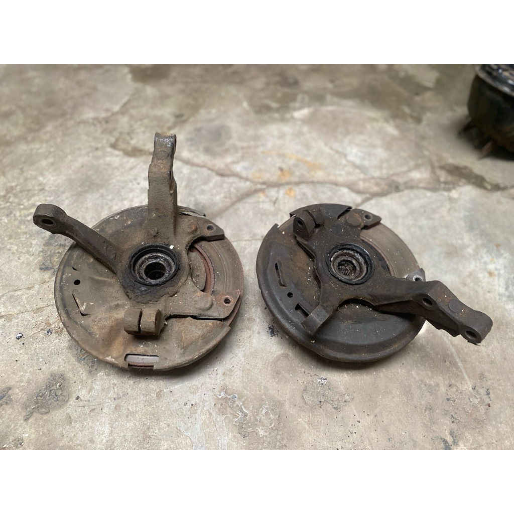 Knuckel  knakel ford laser set cakram
