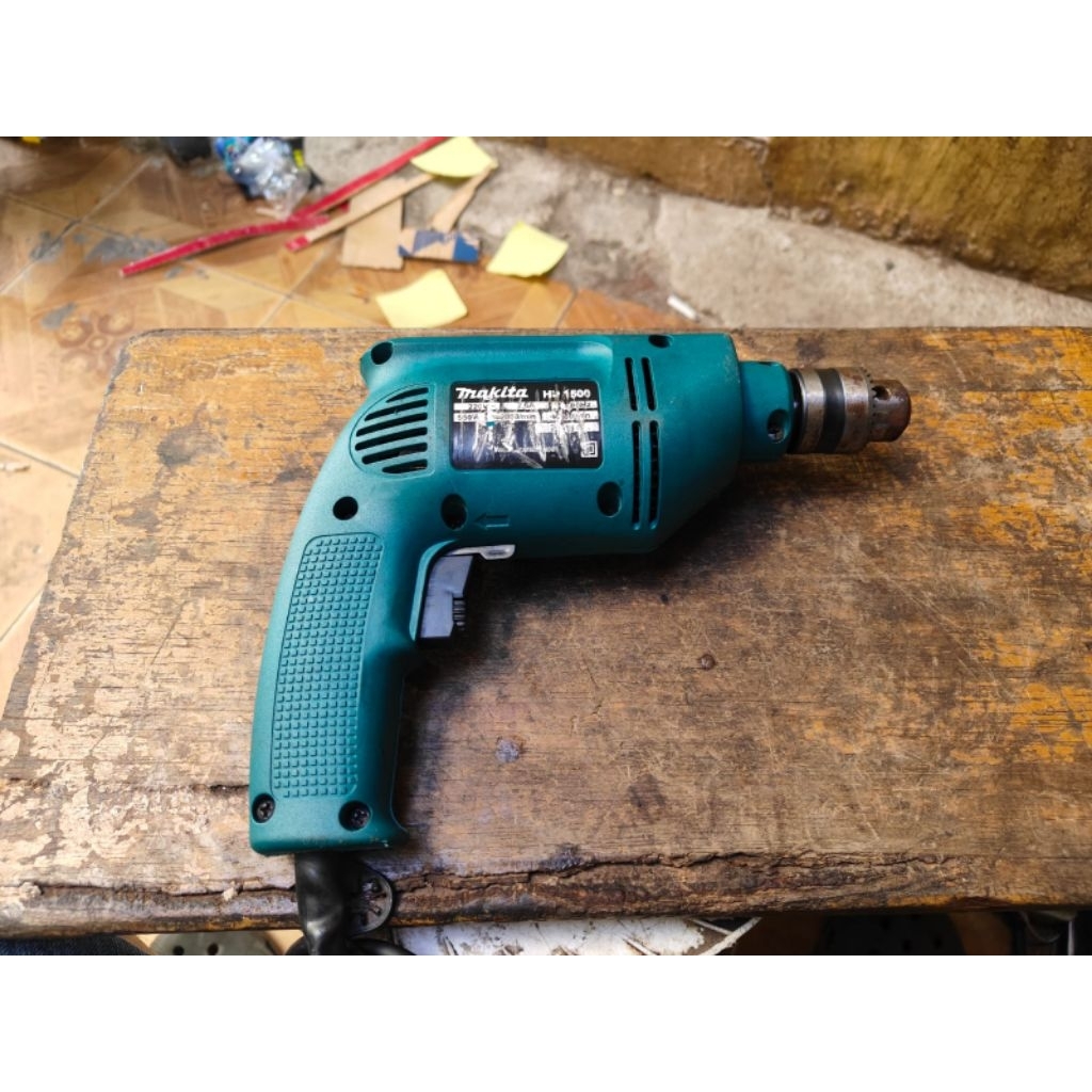 bor makita 10 mm HP 1500