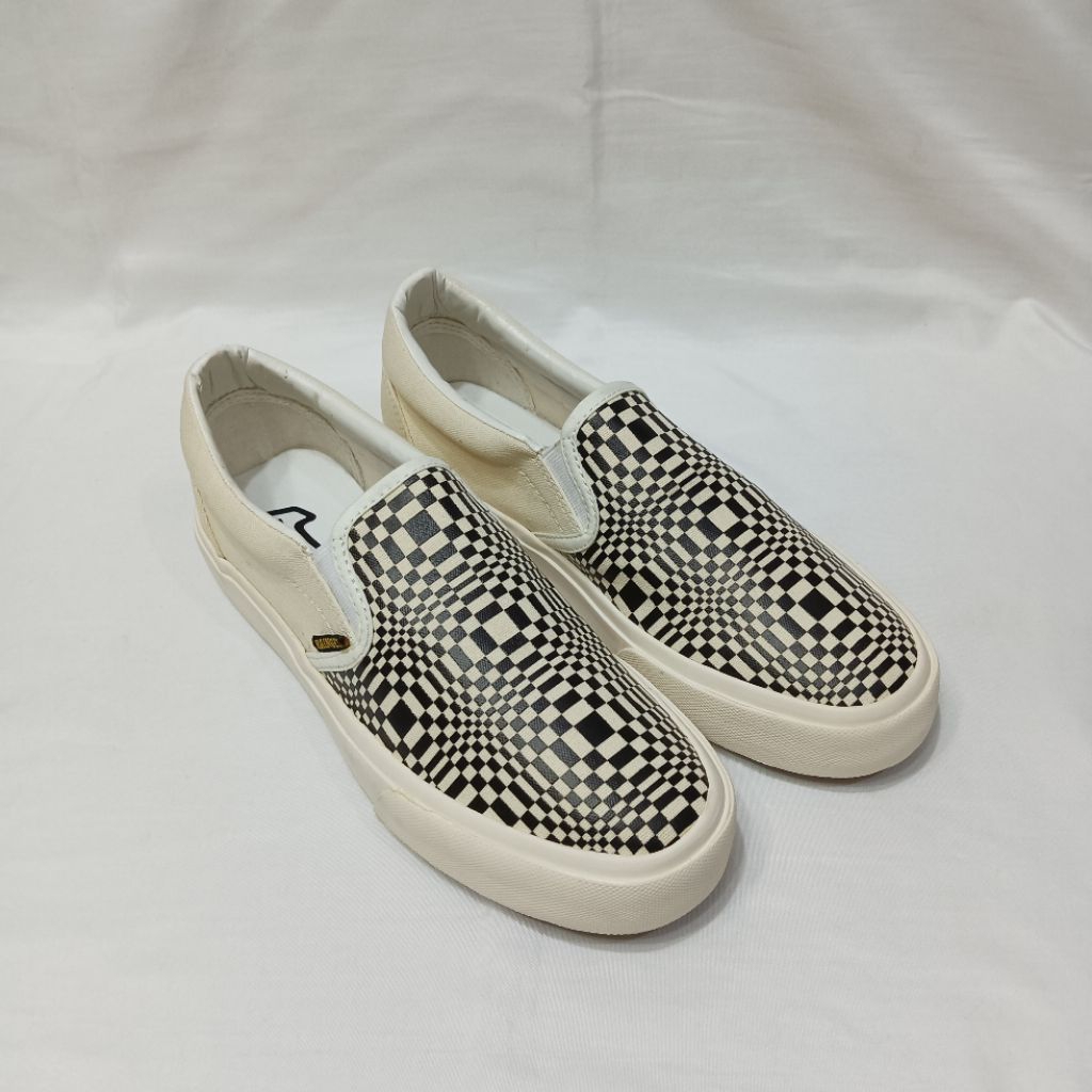 SNEAKERS - RAINGEL / CHECHKERBOARD | WHITE